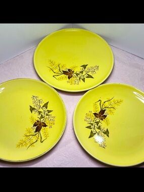 MCM Taylor Smith & Taylor “Leaf O’ Gold” Plates – 6 5/8”, Set of 3